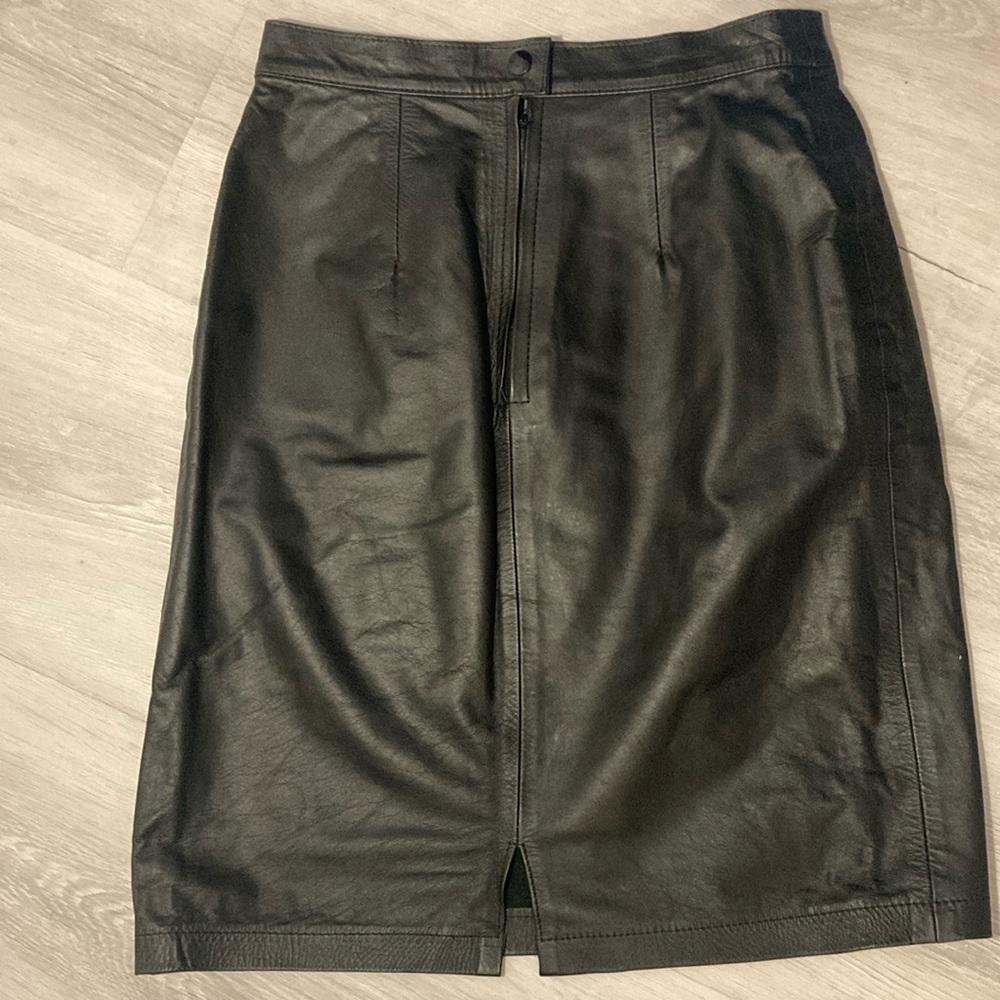 Amati vintage black leather pencil skirt